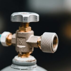 Gas cylinder valve